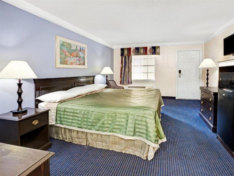 Travelodge By Wyndham North Richland Hills/Dallas/Ft Worth エクステリア 写真