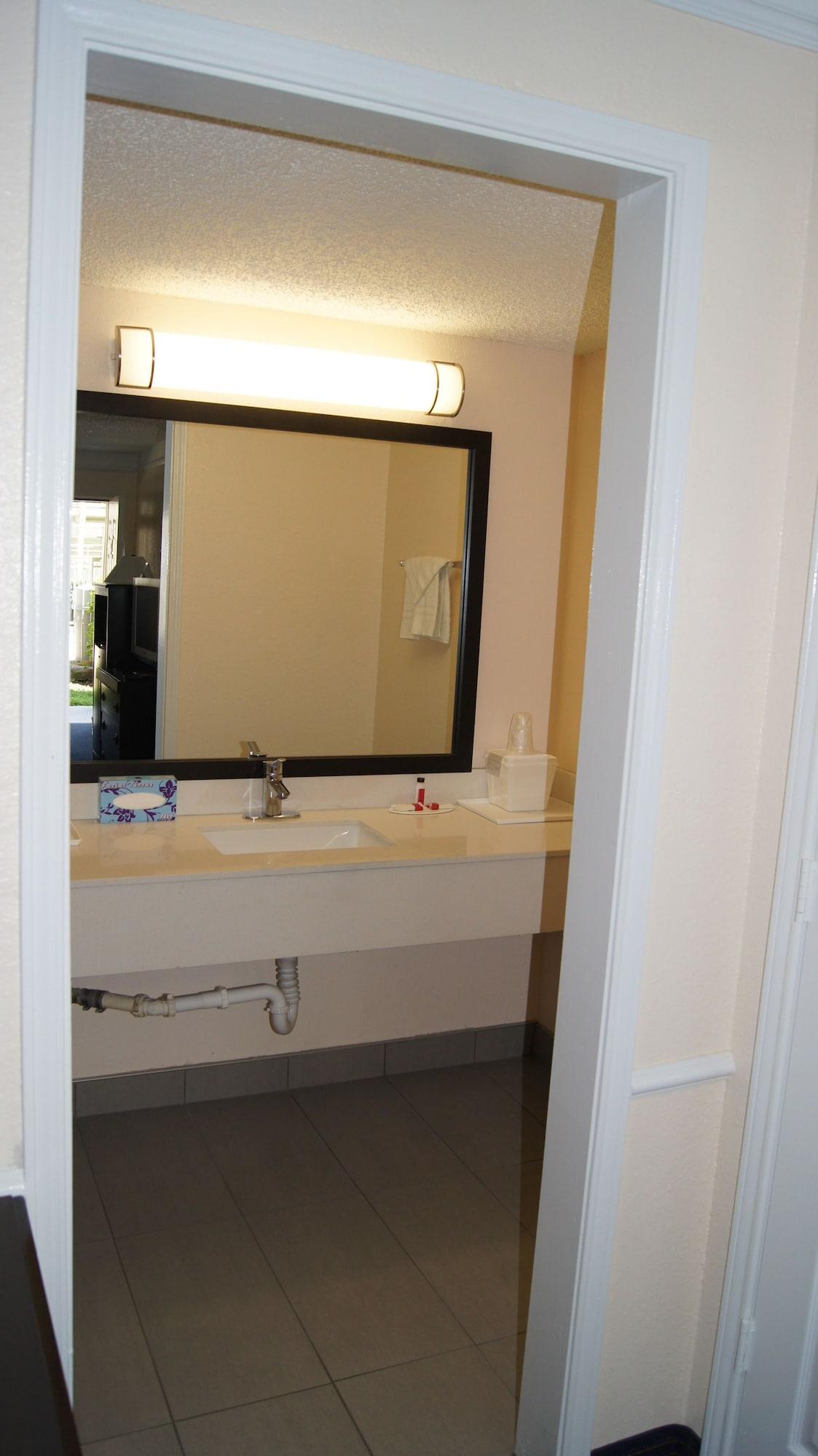 Travelodge By Wyndham North Richland Hills/Dallas/Ft Worth エクステリア 写真